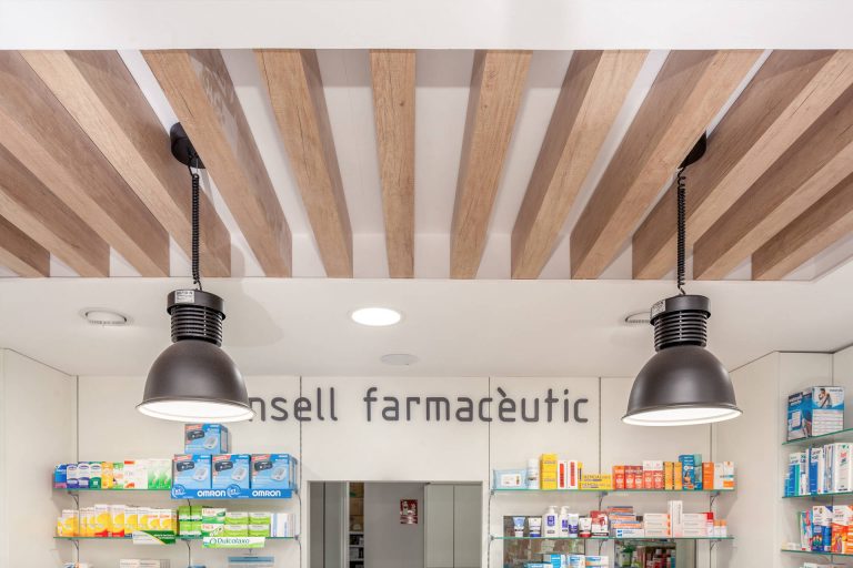 Farmacia Dra. L. Vilanova_04