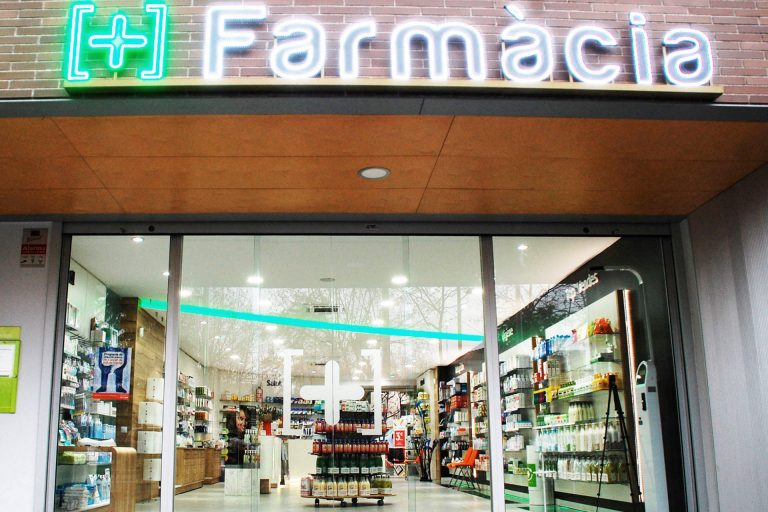 reforma_farmacia_39